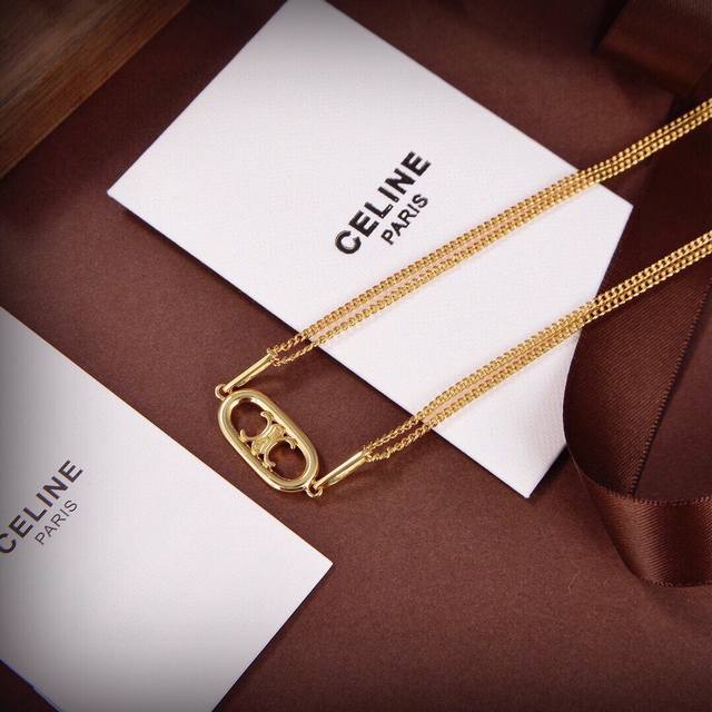 Celine 新款金色凯旋门项链 与众不同的设计 个性十足 颠覆你对传统项链的印象 使其魅力爆灯
