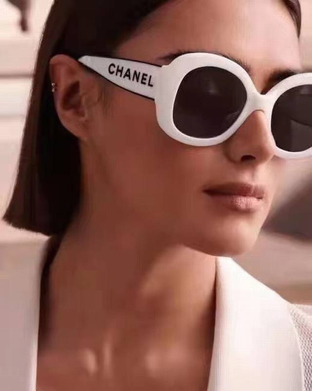 Chanel 香奈儿 新款简约大方个性设计 奢华高档 时尚潮流女款 5色