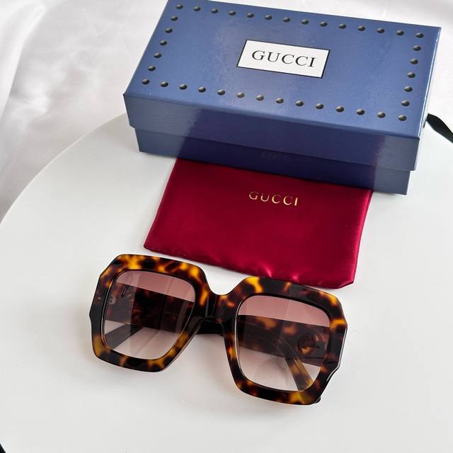 Gucci 太阳镜 Gg0178S 大方框女款时尚墨镜 Size:54-25-