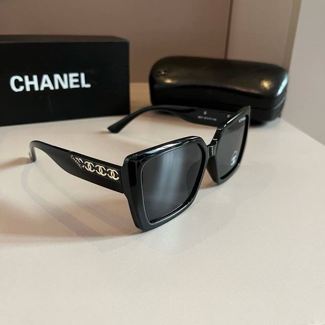 Chanel香奈儿爆款爆款 小红书同款 今年火爆款 Chanel 网红款墨镜 专柜一样 时尚太阳眼镜