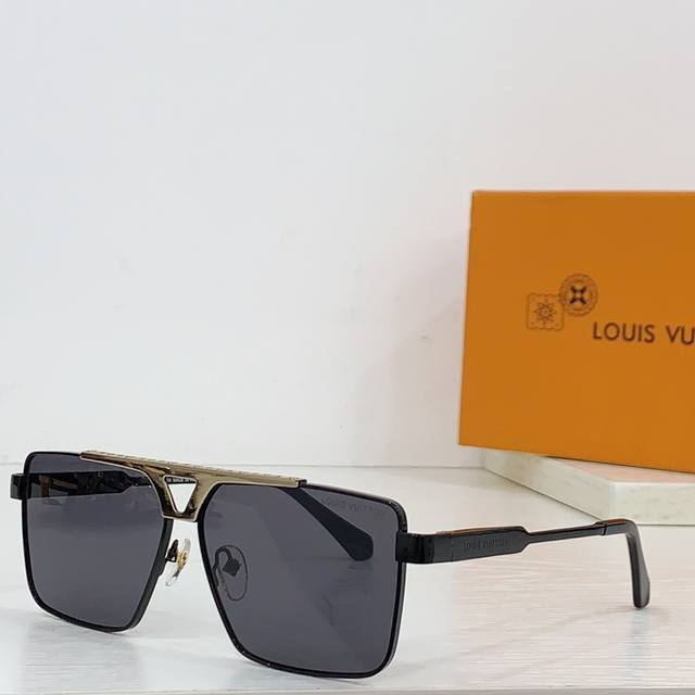 Louis Vuitto*Model Z1899E Size 61口12-