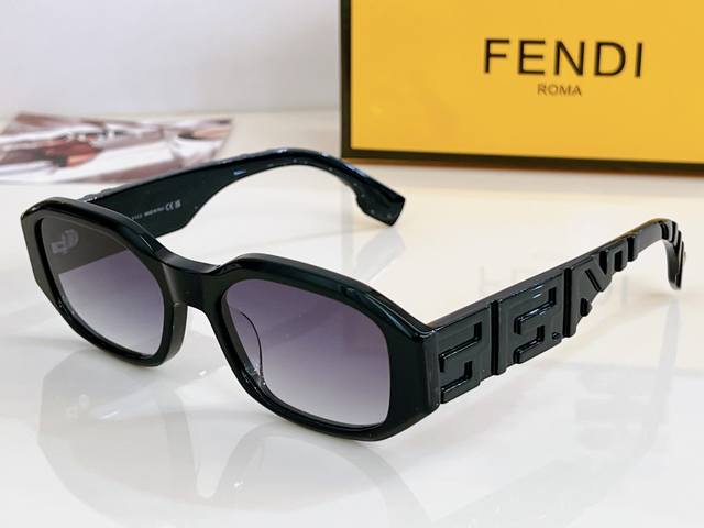 Fend* Fe40 Size 53-23-
