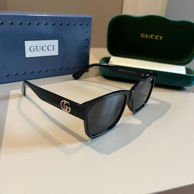 Gucci古奇出游凹造型，太阳墨镜，男款墨镜女款墨镜无性别区