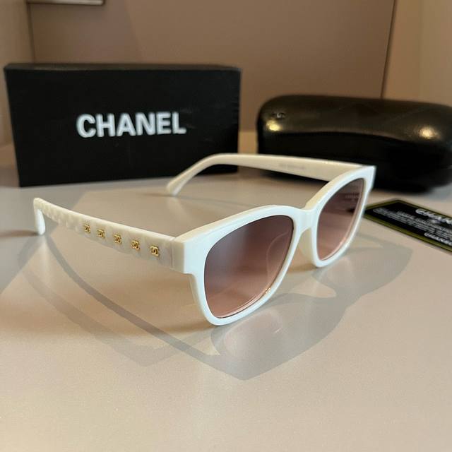 Chanel香奈儿2024新款太阳墨镜出游开车必备多明星同款 太阳镜
