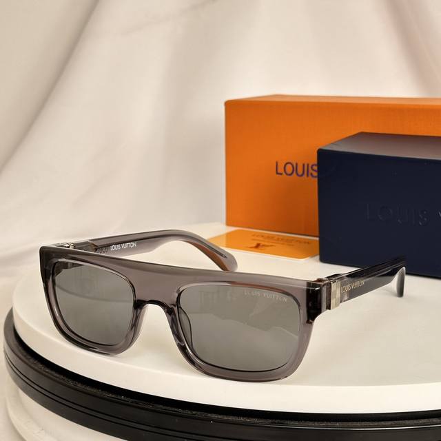 Louis Vuitto*Model：Z2408U Size：57口20-145