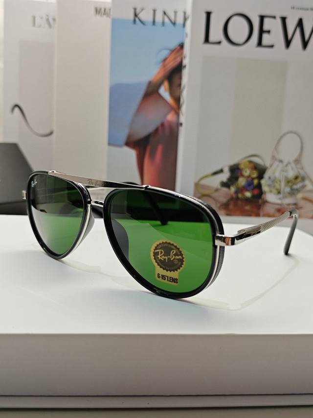 Rayban 雷朋 Rb4414 新款时尚框 炫彩潮款太阳镜，男女通用。Size：68-14-135 6色