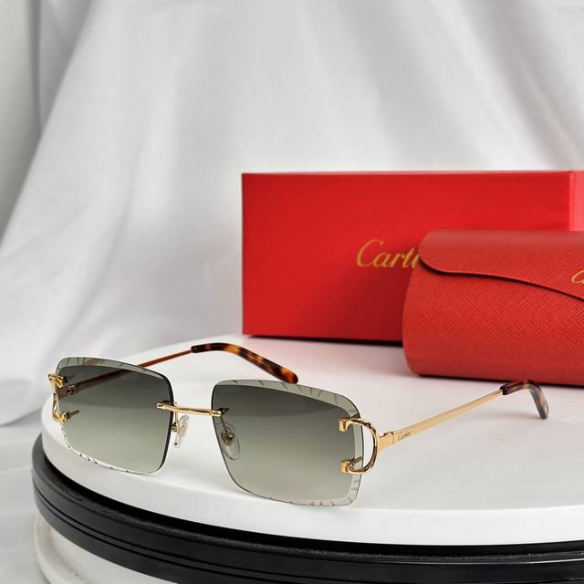 Cartier 官网新品 商务男款无框眼镜，超轻镜框，原单品质 细节质量一流。可自行换近视镜片。Moderl:Ct00920 Size:59口19-140