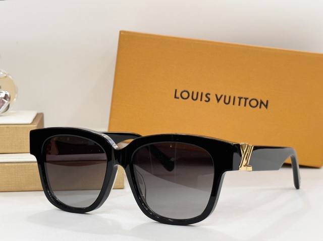 Louis Vuitto* Model：Z2120E Size：55口18-140