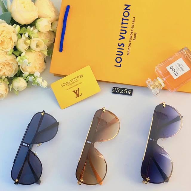 Louis Vuitto*新款太阳镜 时尚休闲墨镜 驾驶出游度假太阳眼镜