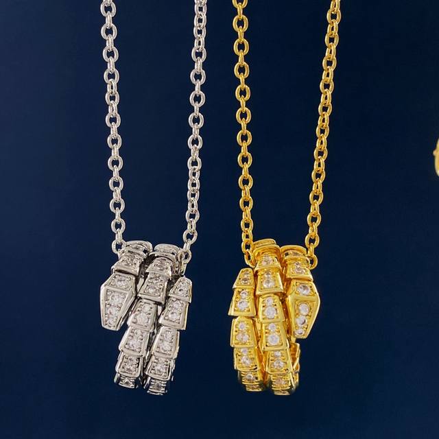 Bvlgari宝格丽经典时尚三圈满钻蛇节项链 黄铜材质电镀18K金 2个颜色：金色 银色