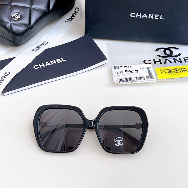 Chanel 高版本 Model： 5521 Size：56-17-140 新品小爱心墨镜