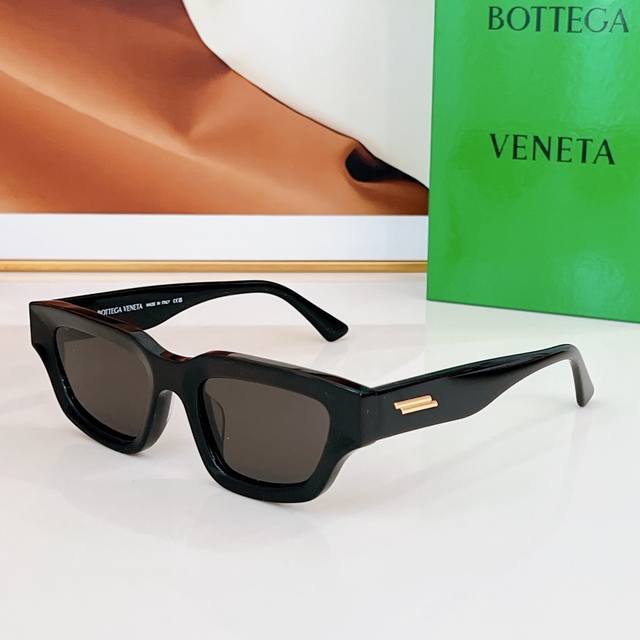 Bottega Veneta Model：Bv1250S Size：53口20-145