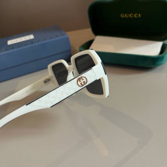 Gucci古琦2024新款太阳墨镜，可盐可甜，美爆了，