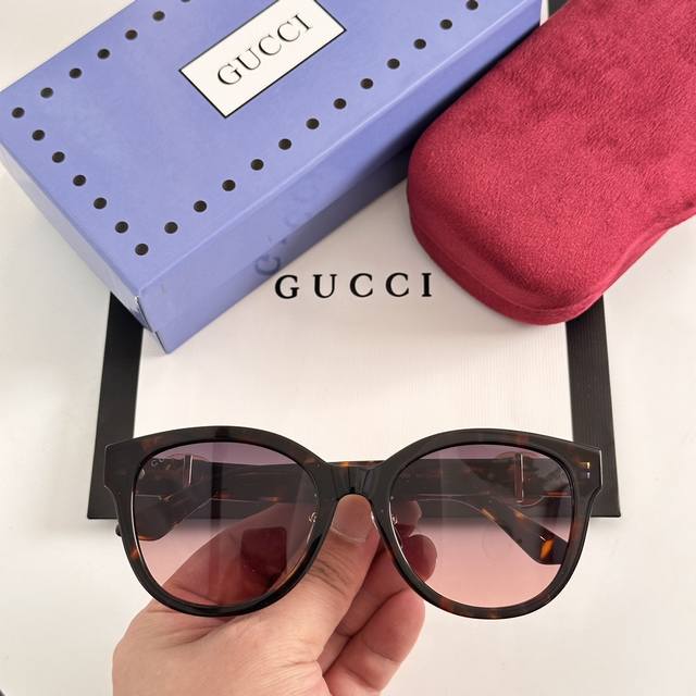 Gucci Model：Gg1856Sk Size：56口20-145